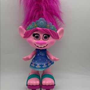 Dreamworks Troll Poppy Dancing World Tour Pink Troll Doll